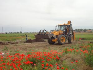 Začíneme so základovou doskou - 03.06.2014