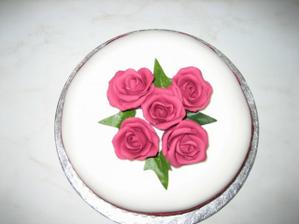 Anglicky svatebni Fruitcake,vydrzi klidne i rok