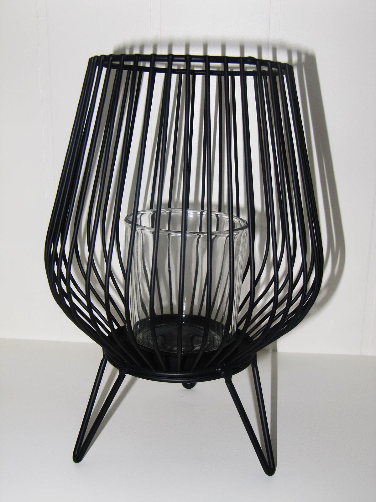 Čierny svietnik - kov, sklo. Výška 23 cm - Obrázok č. 2