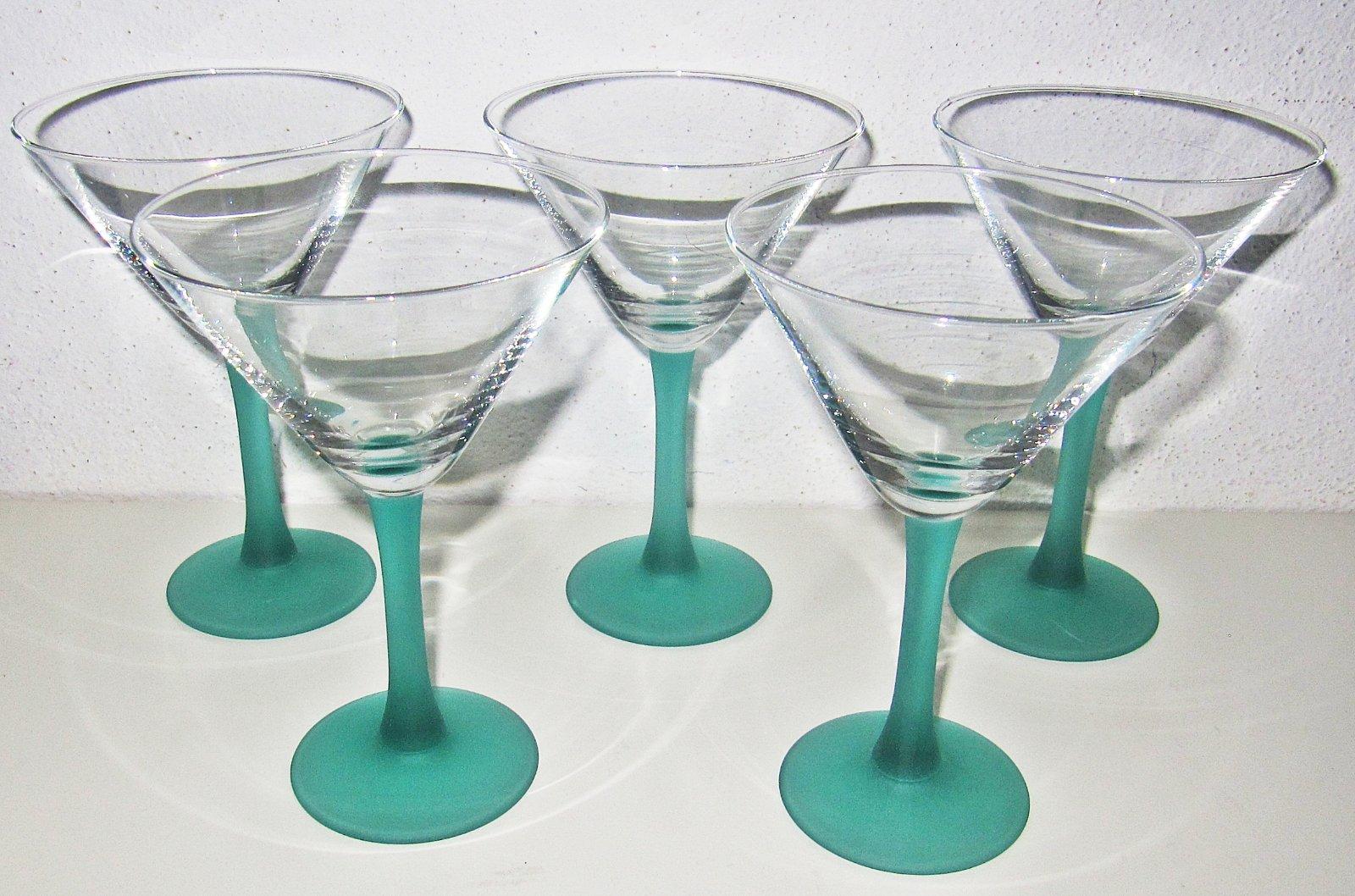 Zelené poháre na víno zo skla, sada 5 kusov - Obrázok č. 1