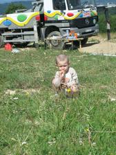 Nas maly Boss dozera na vsetko:-) Este, ze ho mame:-)