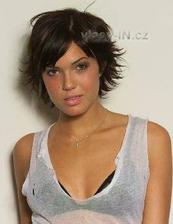 vlasy-in.cz_MandyMoore