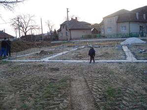 hotovo a póza na záver