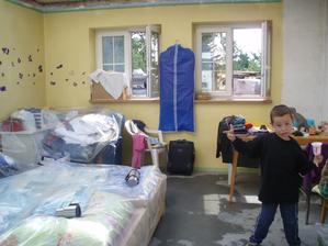obyvacko spalno satno jidelna :D