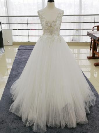 Kvalitné svadobné šaty PC 350 - Obrázok č. 1