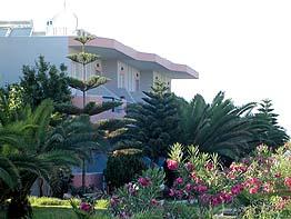 náš hotel, Kréta