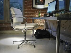 Charles & Ray Eames - Aluminium & Soft pad group chairs - 1958-69