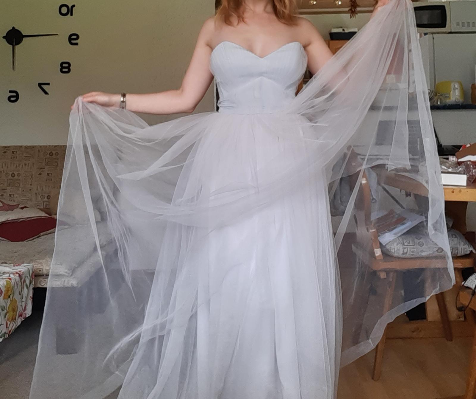 Svatební korzet + tylová sukně - Obrázek č. 1