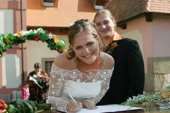 Můj první podpis jako paní Honomichlová..