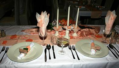 hostina v Club restaurant