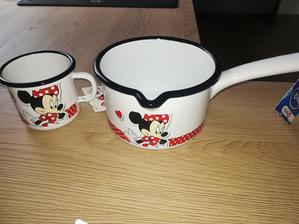 Milujem Minnie a od sestry mam takýto nádherný darček😍
