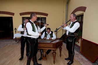 Cimbálová muzika Morava_Foto AnnaBery