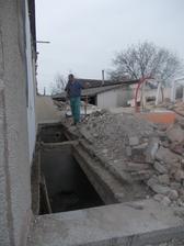 bude se chystat základ,než se zavezou sklepy