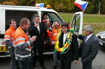 ...neutekl jim...
