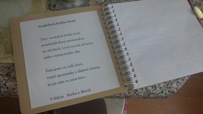 a text v nej