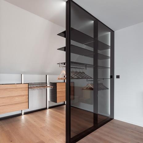 Prosklené stěny Dorsis Digero v šatně