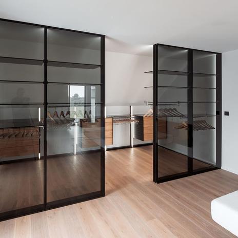 Prosklené stěny Dorsis Digero v šatně