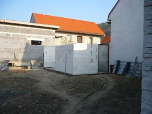 náraďovňa a koterec