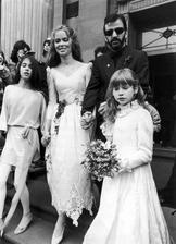 Ringo Starr a Barbara Bach (1981)