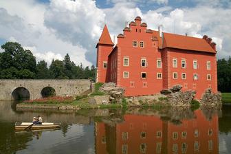 Zámek Červená Lhota