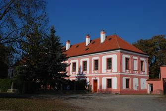 Zámek Lobeč