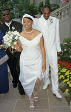 Snoop Dogg a Shante Broadus (1997)