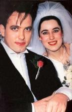 Robert Smith (The Cure) a Mary Poole (1988)