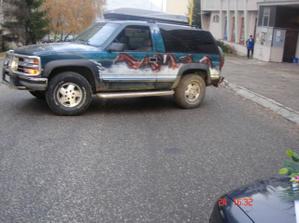 No cestu nám prekazil jeep, ktorý nás zastavil