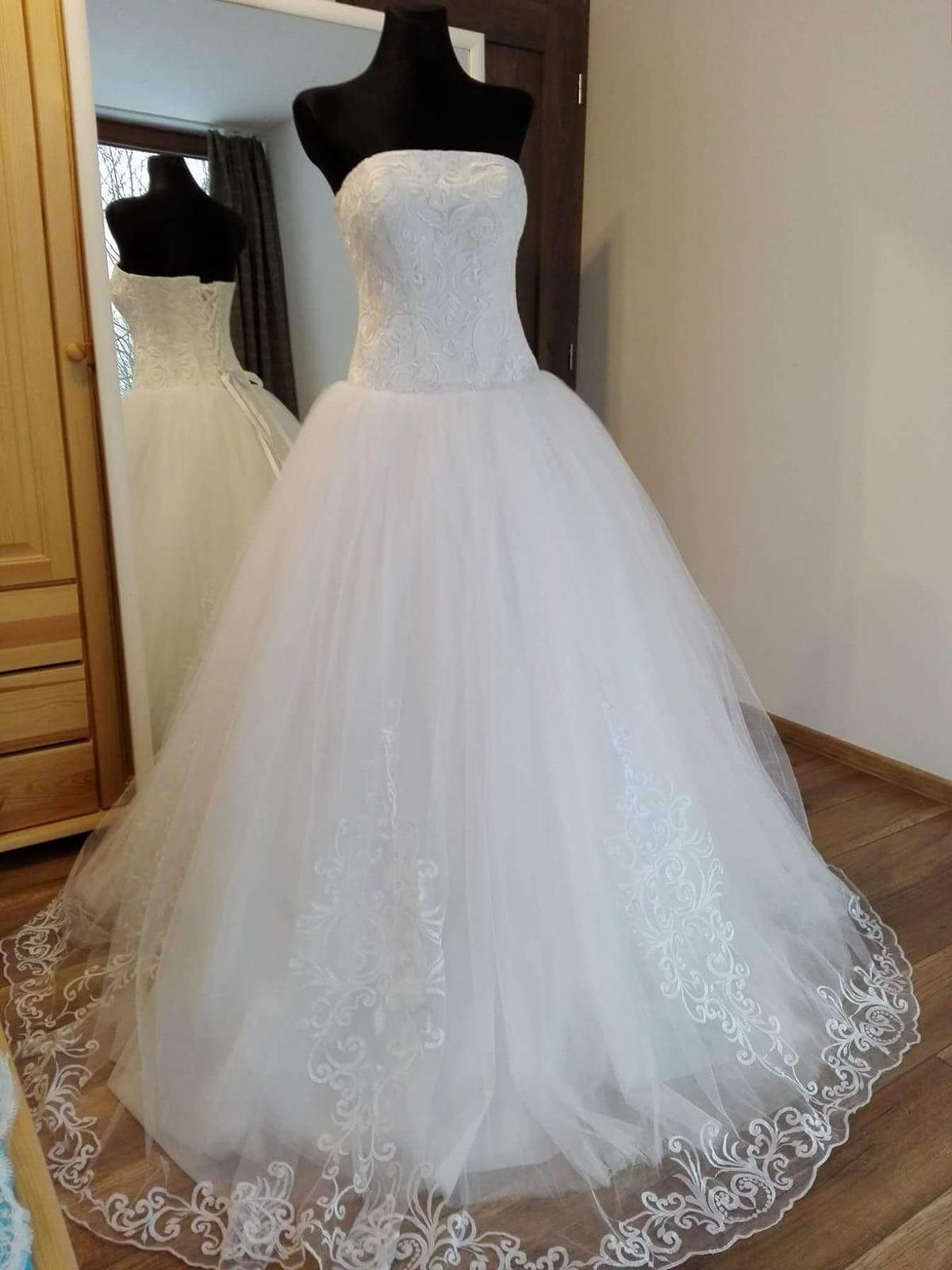 Princeznovské svadobné šaty s krásnou čipkou 38-42 - Obrázok č. 1