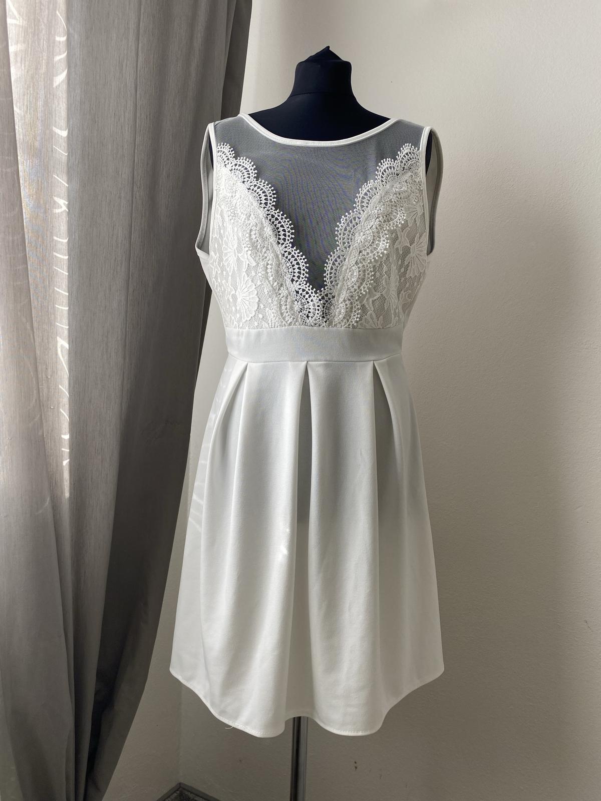 Bílé krajkové šaty - Obrázek č. 1
