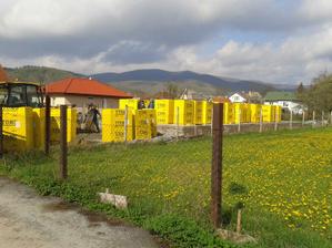 24.04. 2012 - zpúpavela aj naša deka