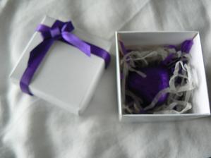 Favours finished with 2 little chocolate hearts