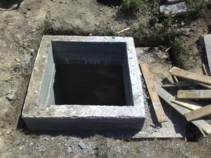 skoro konečný stav, už len poklop a rebrík a vodárnička je hotová