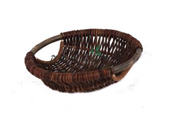 prutena miska na policu hore www.prutene-drevene.sk 9eur