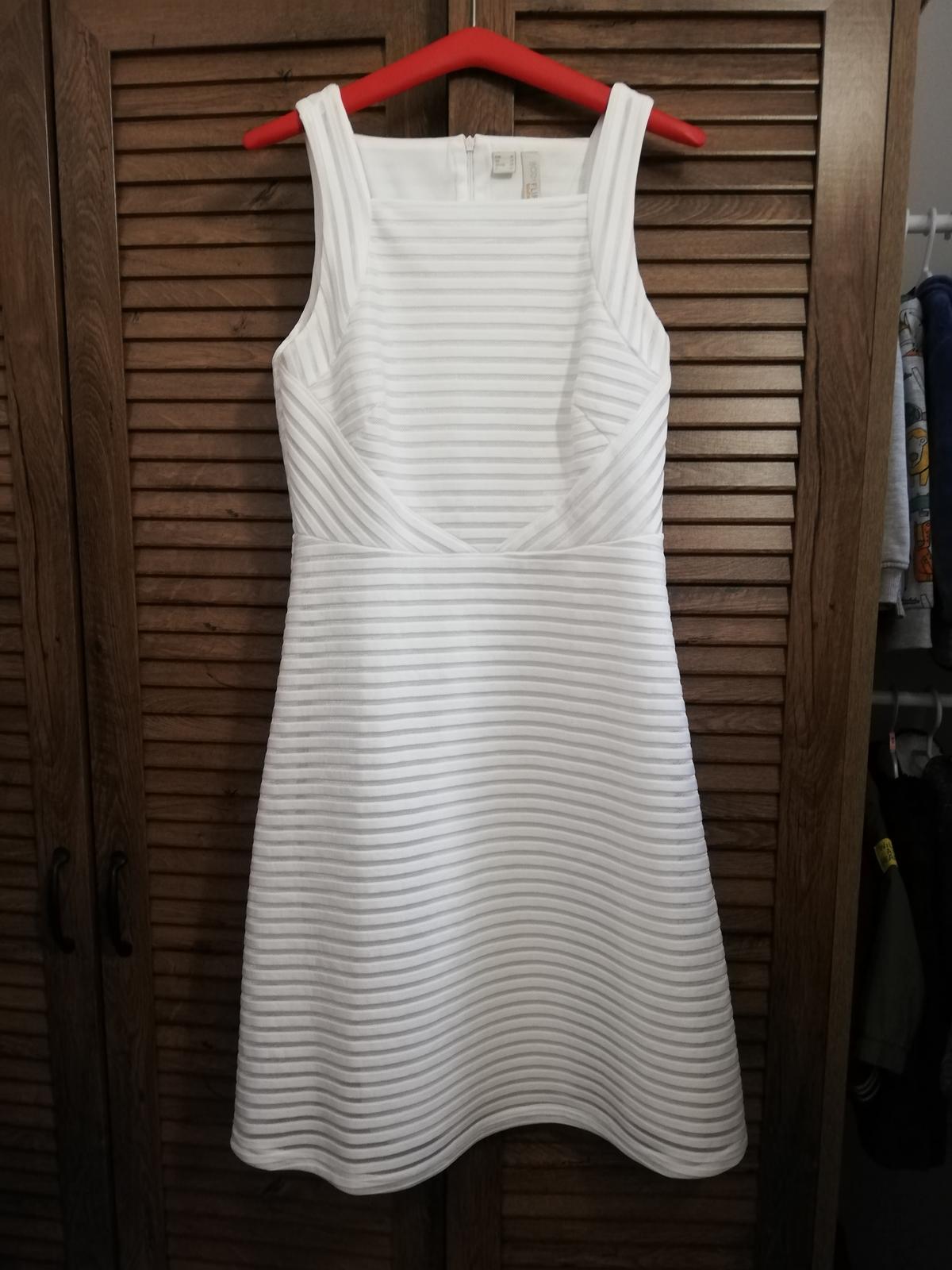 Biele šaty - Obrázok č. 1