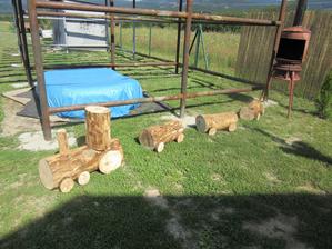 Malo to by na kvety, ale zatial z vlacika maju radost deti kym sa nedokonci :-)