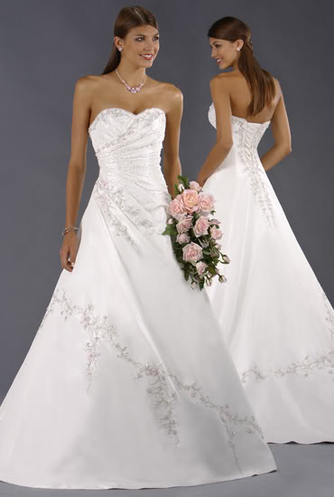 Nové svatební šaty na prodej - vel.40-3500kč
