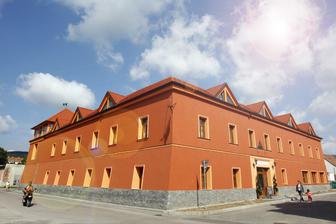 Miesto uz mame - Hotel Majolika Modra :)