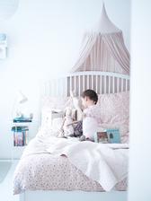 http://www.prairie-charm.com/2019/01/oblubene-maileg-hracky.html