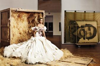 a aj glamour haute coutoure