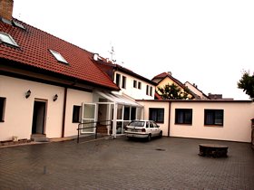 Tady bude hostina...