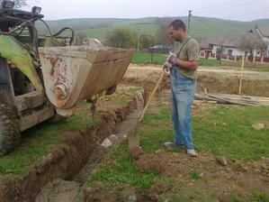 zalievanie zakladov s pomocnikom