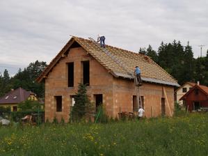Nastupuje pokrývač