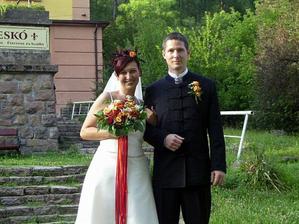 takýto oblek sme mu dali ušiť a už ho máme doma