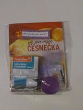 Romantická večeře pro dva:-) - Polévka z pytlíku, svíčka, sirky a kondom.