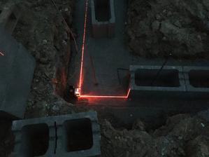 Tento nebol zlý ale lepší som kúpil až neskôr. s 360 stup zrkadlami.