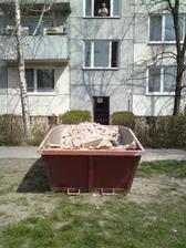 skončili v kontajneri