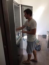 Už aj spotrebiče prišli z čoho je radosť :), už len tááááá kuchyňaaaaaaaa.....