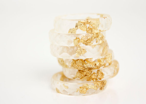 Prsteny - https://www.etsy.com/listing/231713726/size-75-thin-multifaceted-eco-resin-ring?ref=shop_home_active_11