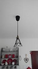 Hura, konecne mam zavesenu lampu :-)